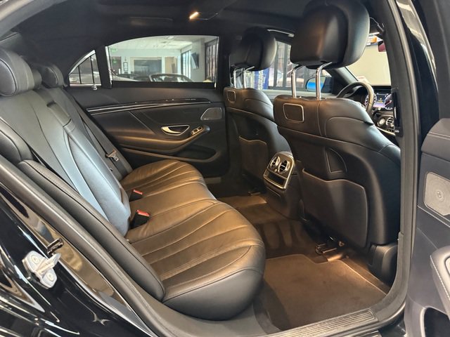 Used 2019 Mercedes-Benz S 450 Sedan image 17