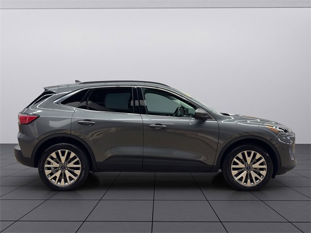 Used 2022 Ford Escape Titanium image 7