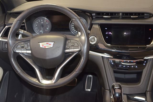 Certified 2023 Cadillac XT6 Sport w/ Technology Package image 18