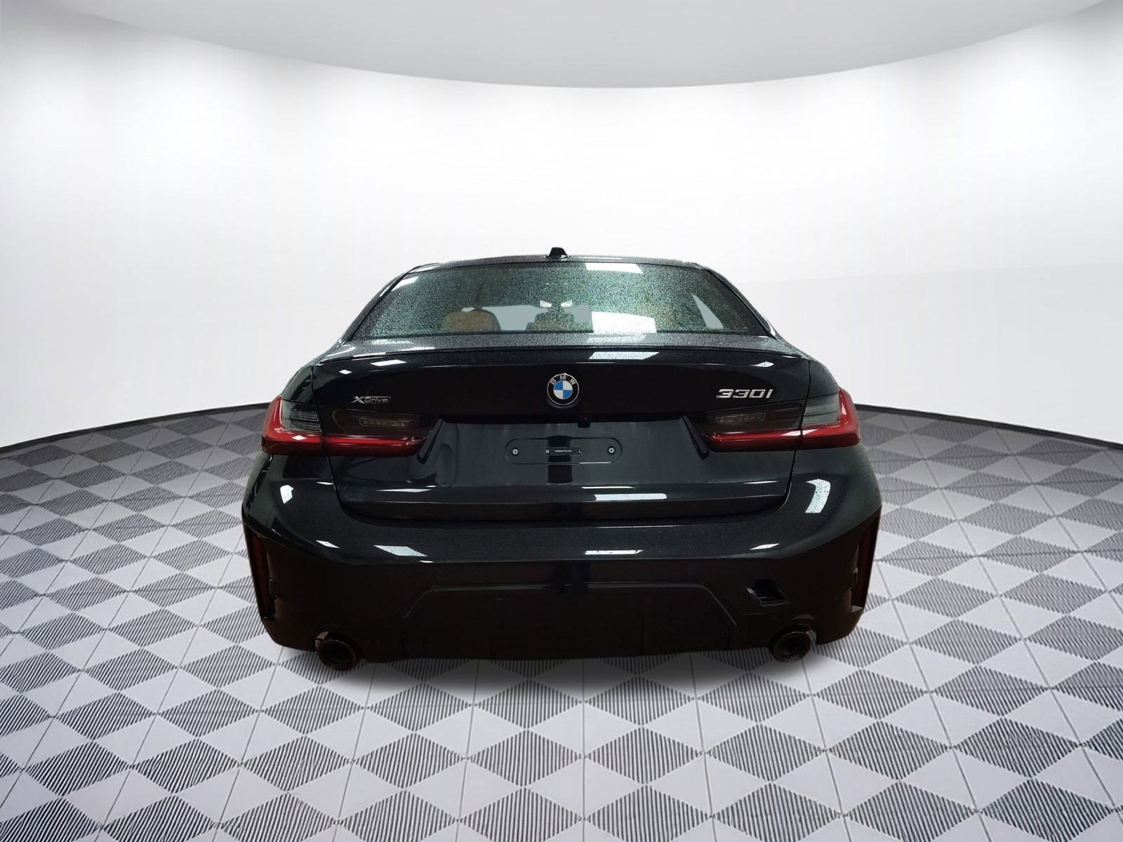 New 2026 BMW 330i xDrive Sedan w/ M Sport Package image 9