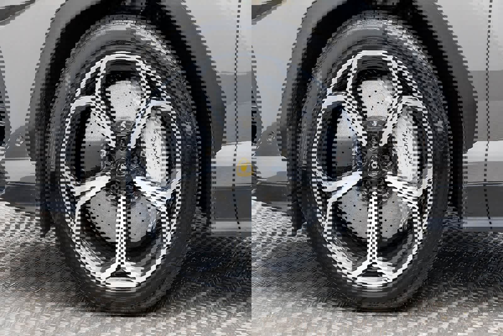 Used 2022 Lamborghini Urus image 7