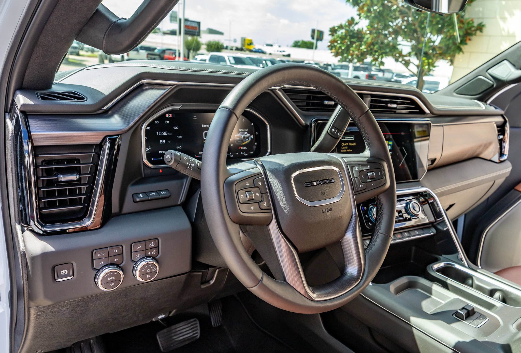 Used 2026 GMC Sierra 2500 Denali Ultimate AWD/4WD image 17