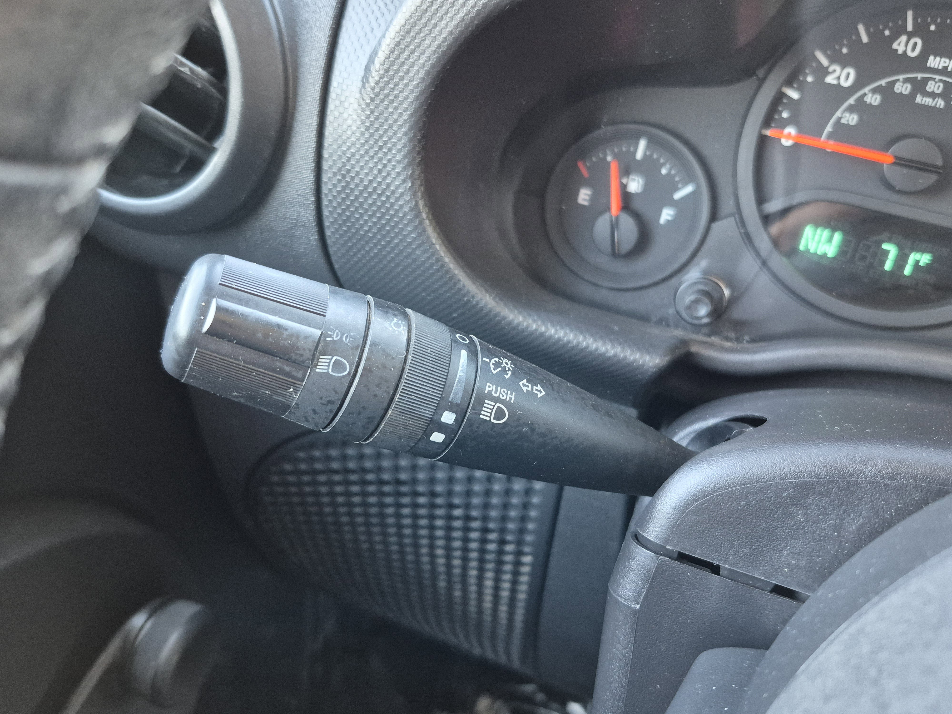 Used 2008 Jeep Wrangler X image 32