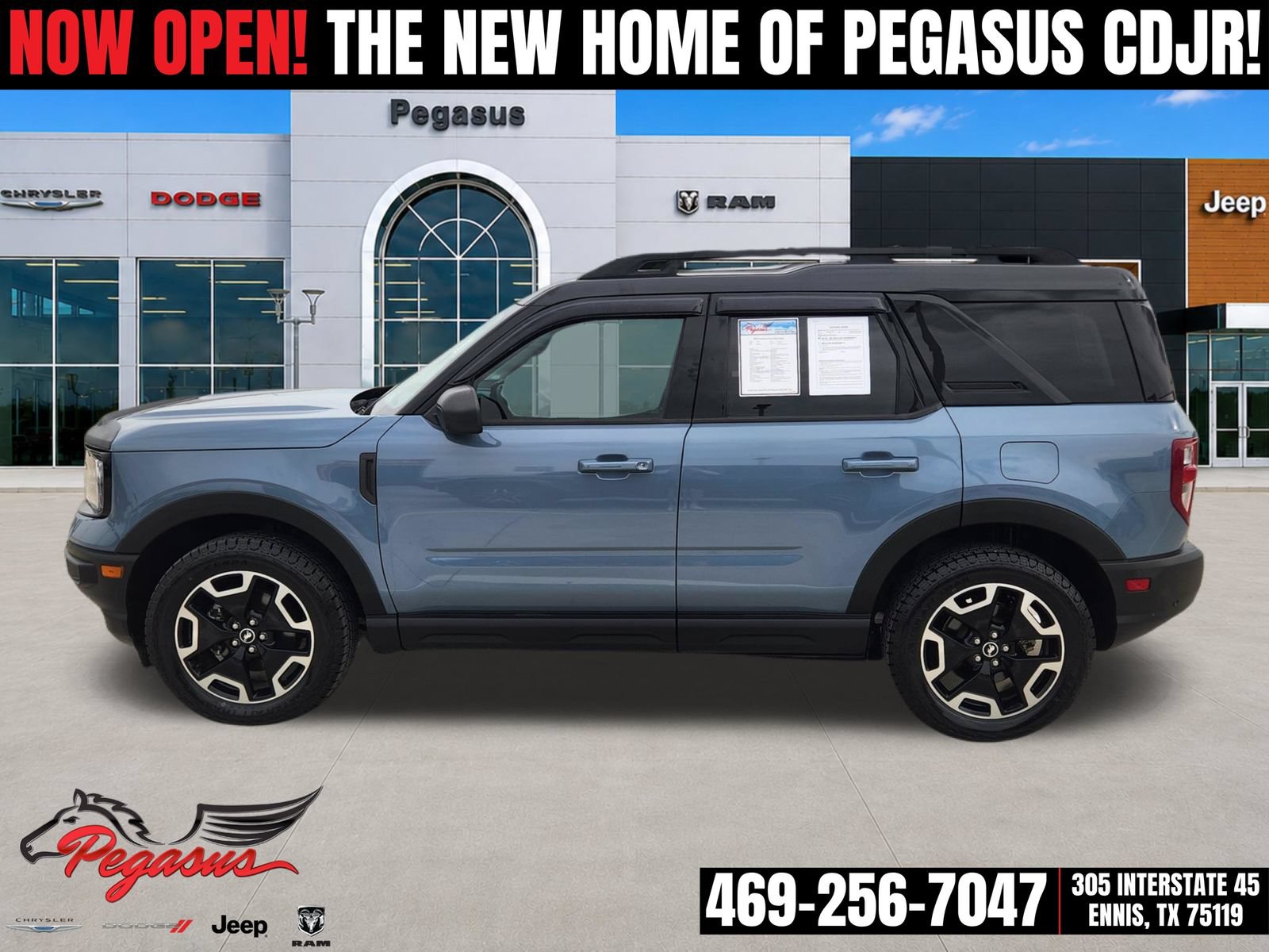 Used 2024 Ford Bronco Sport Outer Banks w/ Tech Package AWD/4WD image 3