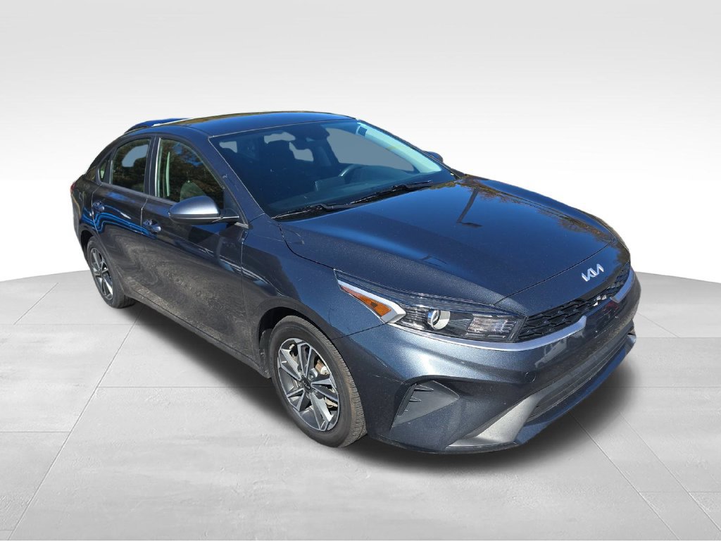 Used 2024 Kia Forte LXS FWD image 7
