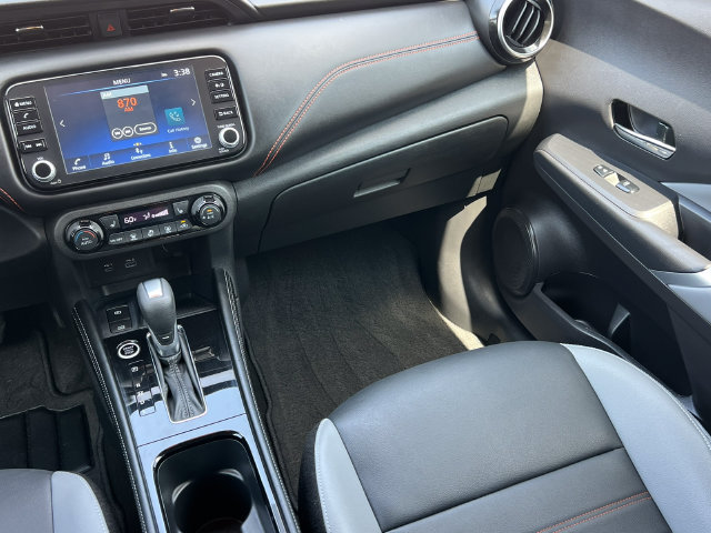 Used 2024 Nissan Kicks SR w/ SR Premium Package FWD image 27