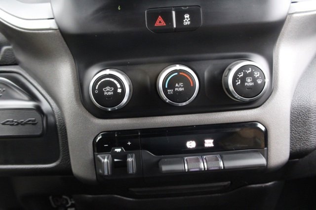 Used 2021 RAM 3500 Big Horn image 27