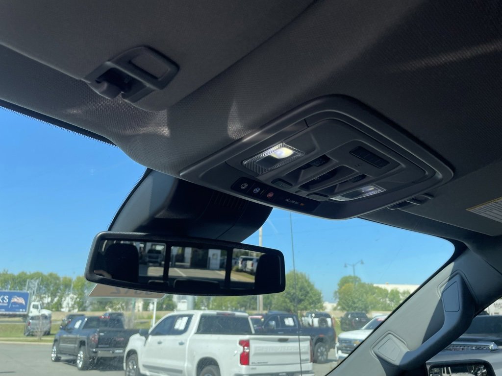 New 2026 GMC Sierra 1500 SLT w/ SLT Premium Package image 24