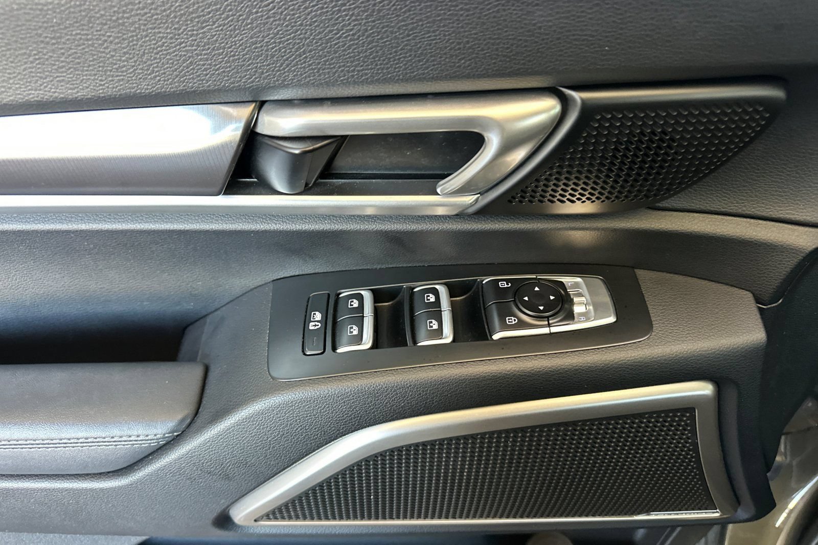 Used 2024 Kia Telluride S w/ S Sunroof Package AWD/4WD image 11