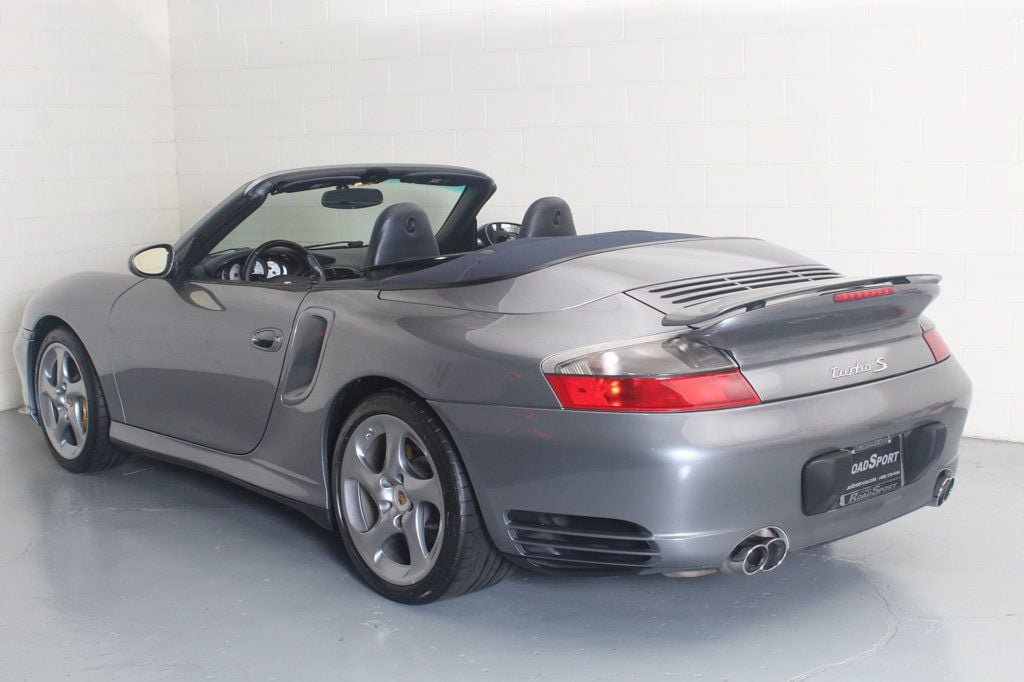 Used 2005 Porsche 911 Turbo Cabriolet AWD/4WD image 2
