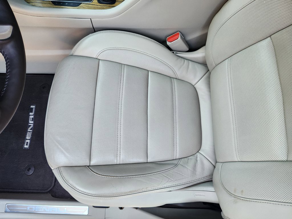 Used 2017 GMC Acadia Denali image 39