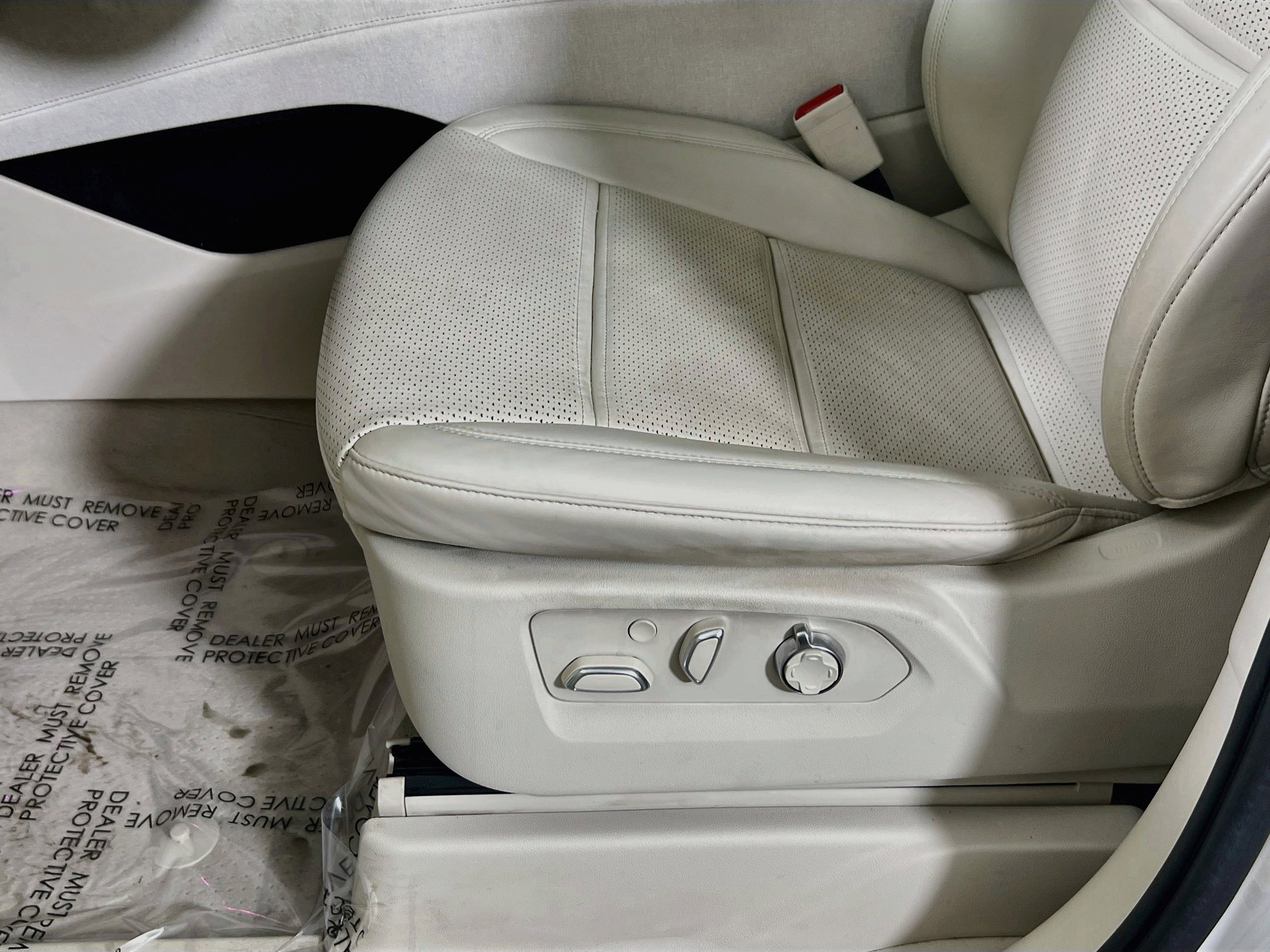 Used 2022 Cadillac Escalade Premium Luxury Platinum AWD/4WD image 20