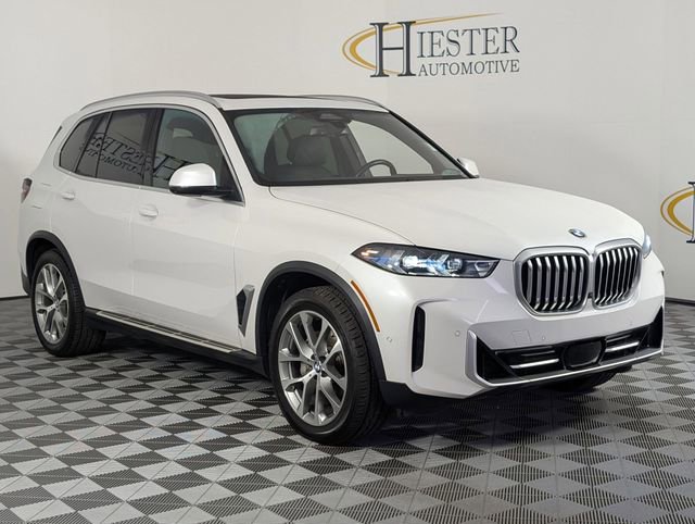 Used 2024 BMW X5 sDrive40i RWD image 2