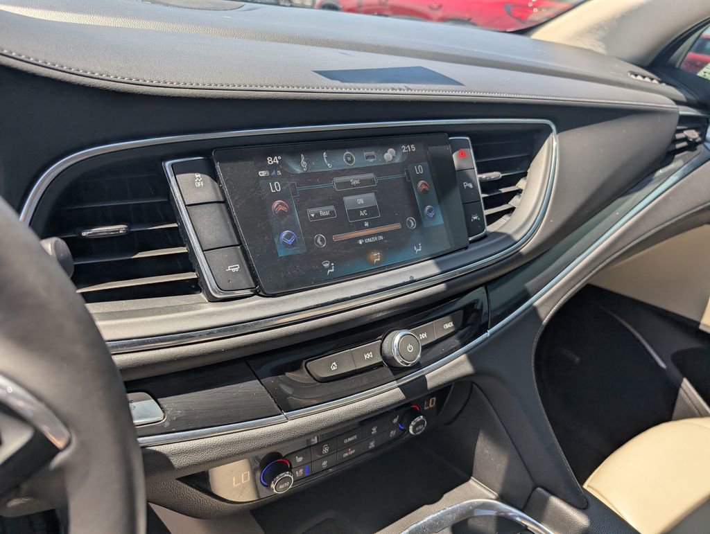Used 2018 Buick Enclave Premium w/ Experience Buick Package FWD image 20