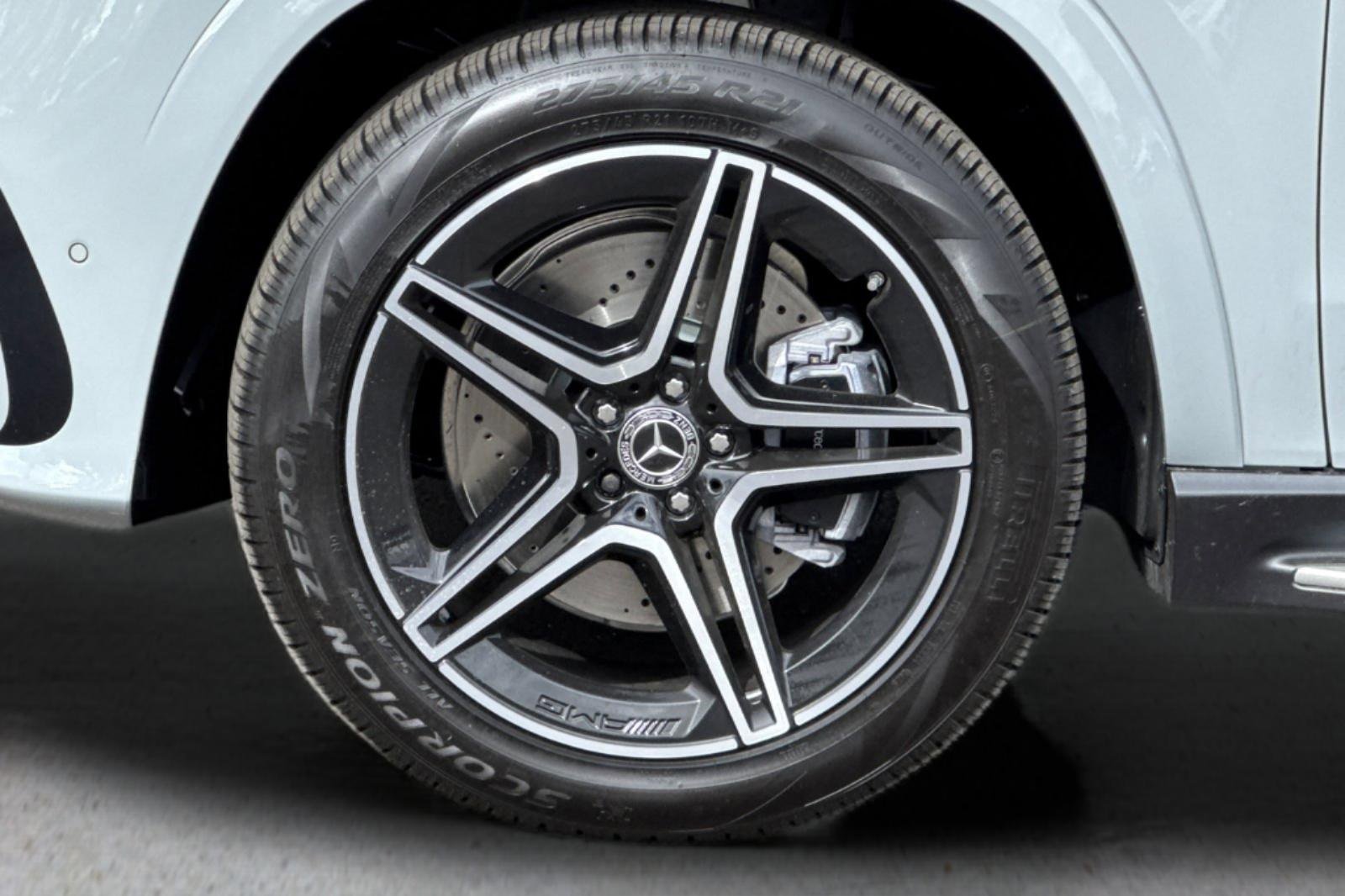 New 2026 Mercedes-Benz GLS 450 4MATIC image 35