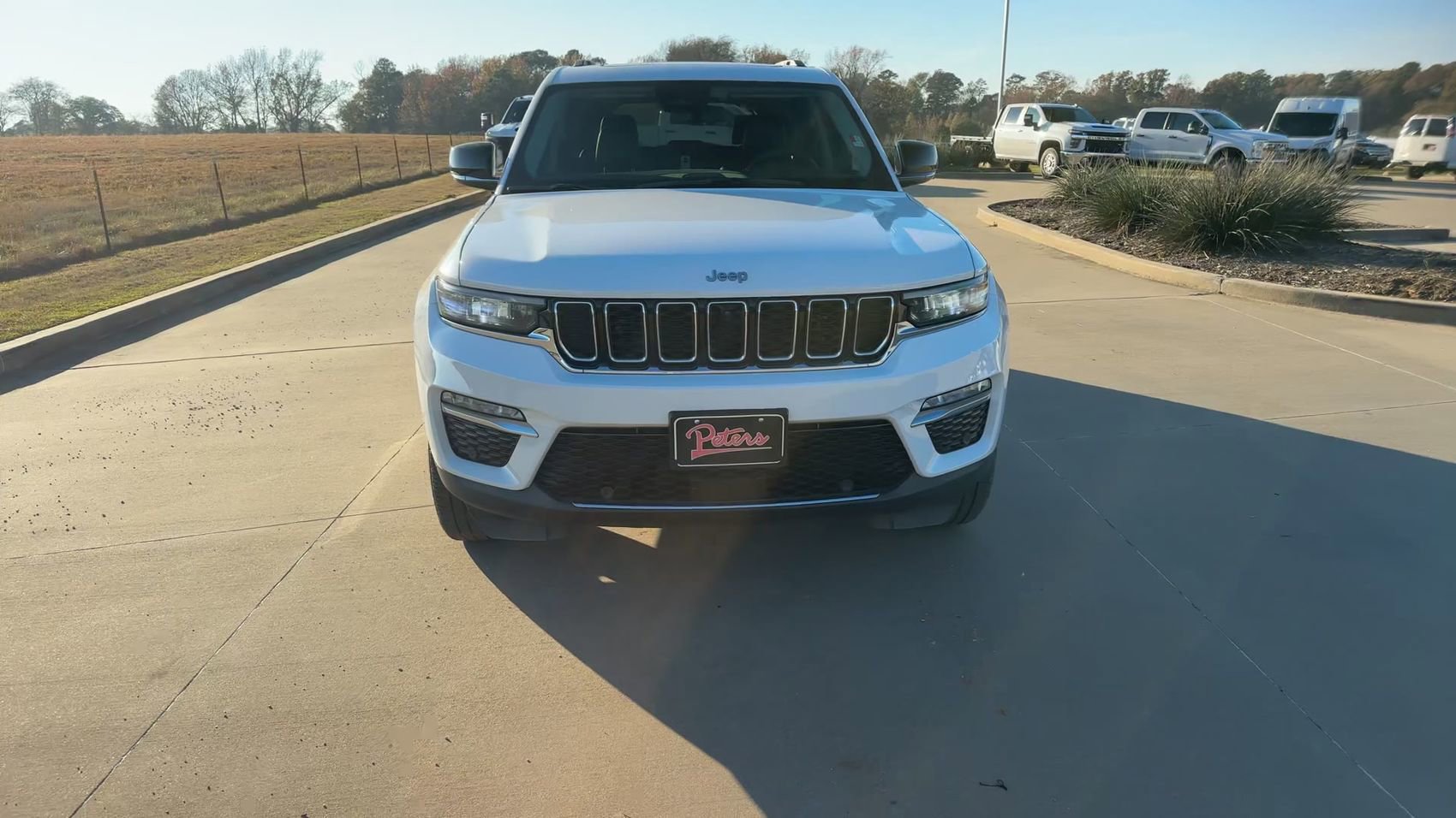 New 2023 Jeep Grand Cherokee 4WD 4xe w/ Luxury Tech Group II image 4