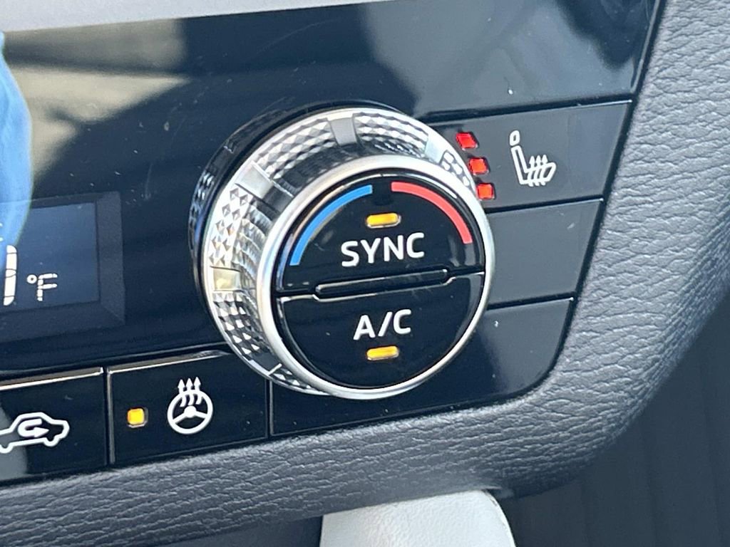 New 2026 Mitsubishi Outlander SE FWD image 28