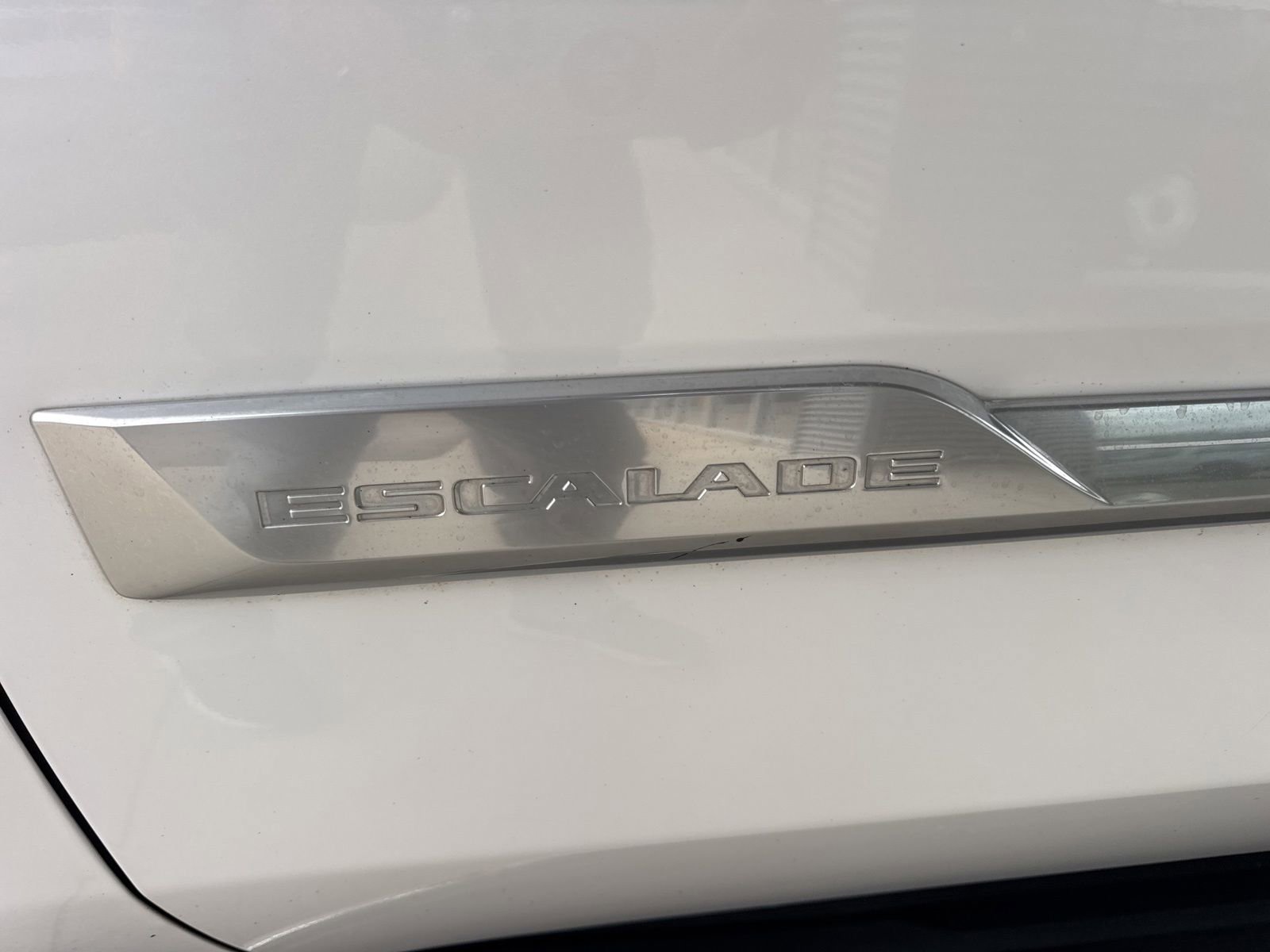 Used 2019 Cadillac Escalade Luxury AWD/4WD image 15