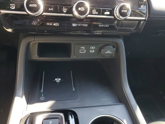 Used 2024 Honda Pilot Touring image 21