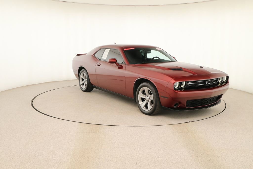 Used 2020 Dodge Challenger SXT image 10
