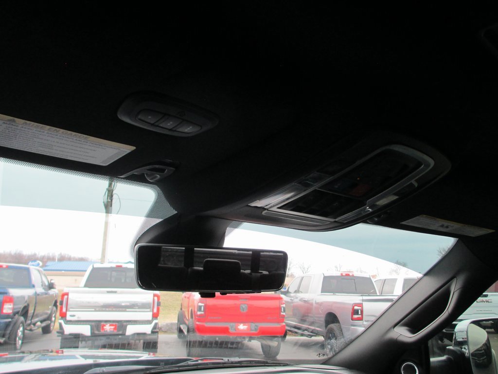 Used 2022 RAM 3500 Laramie image 31