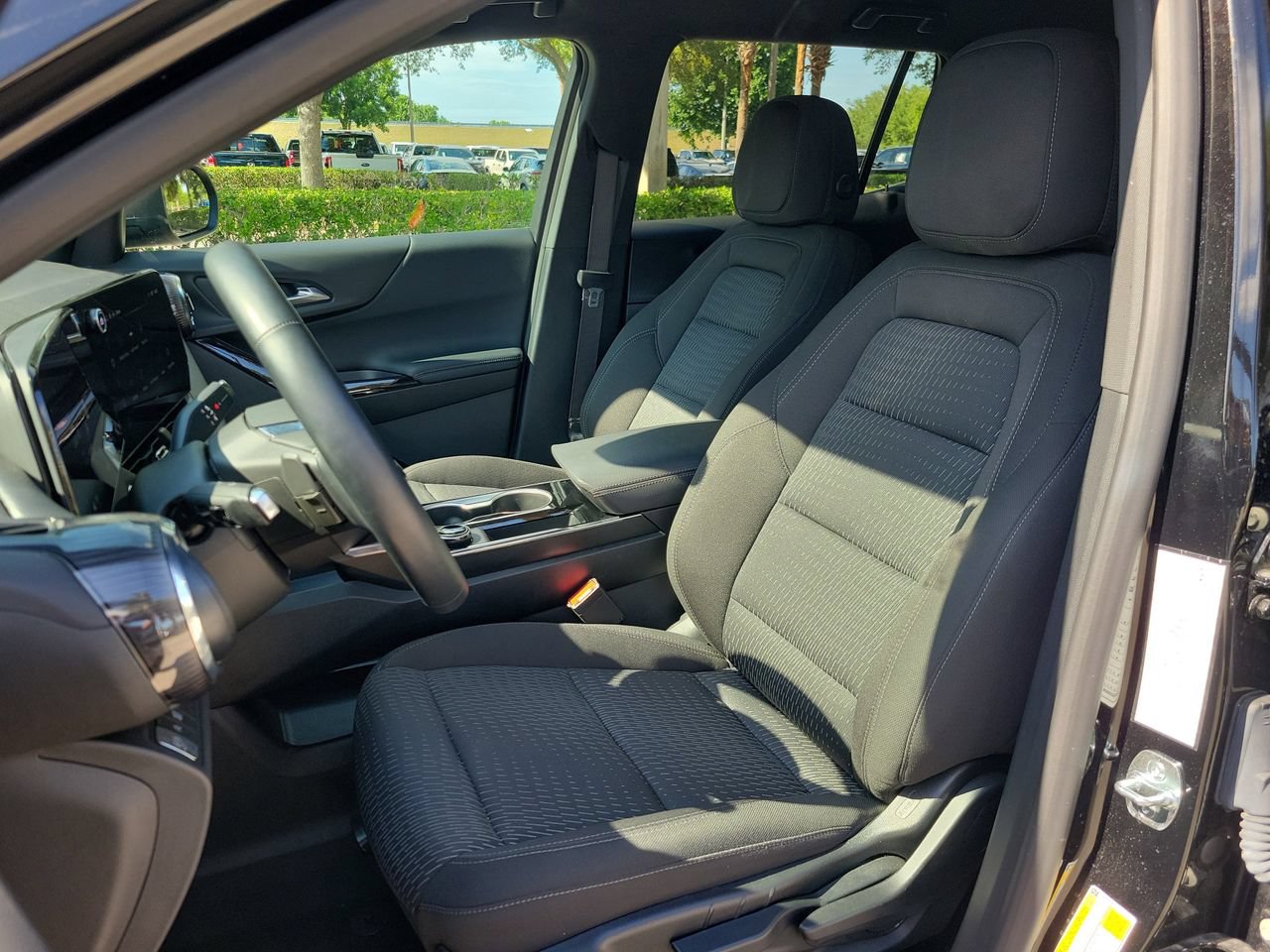 Used 2026 Chevrolet Equinox LT FWD image 15