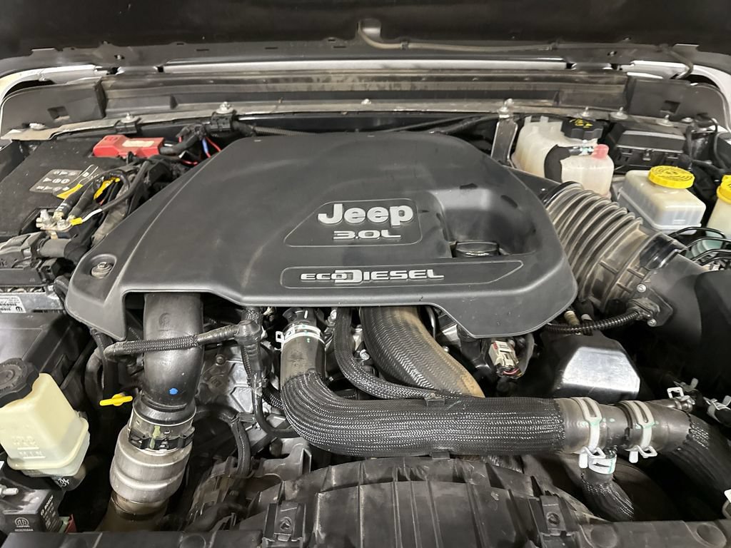 Used 2021 Jeep Wrangler Unlimited Rubicon AWD/4WD image 25