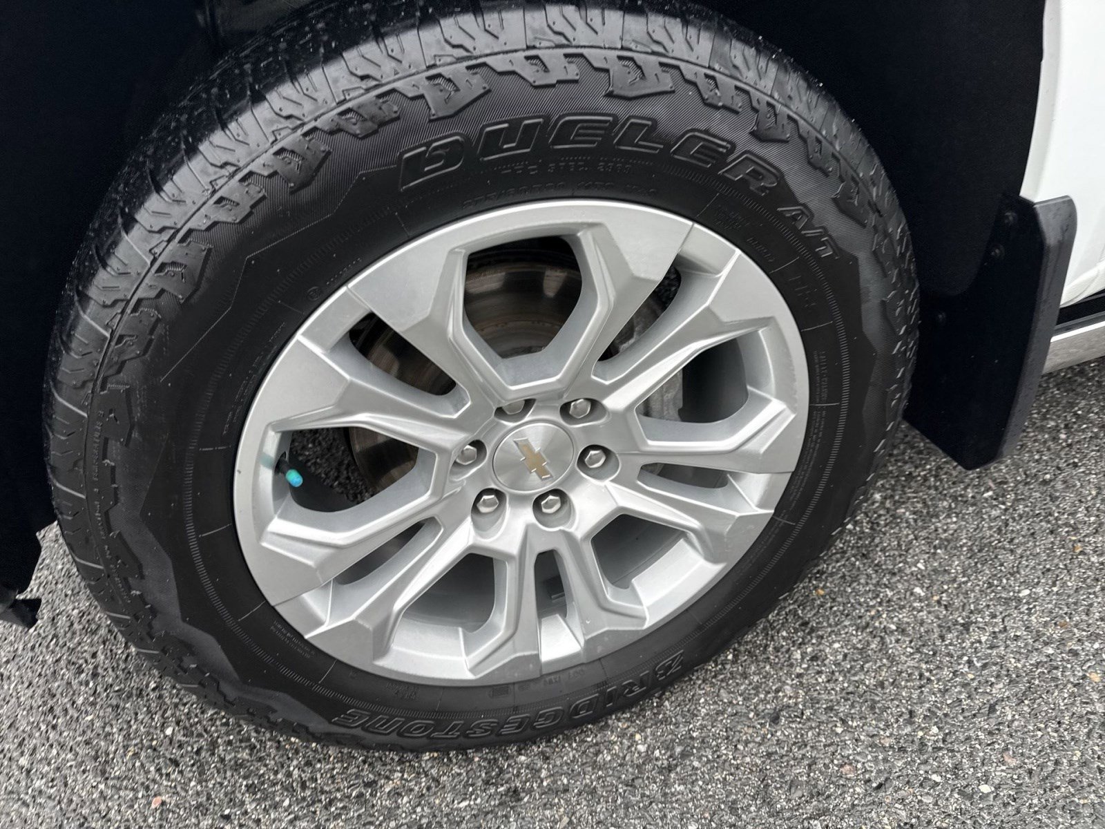 Used 2024 Chevrolet Silverado 1500 LTZ w/ Technology Package image 11