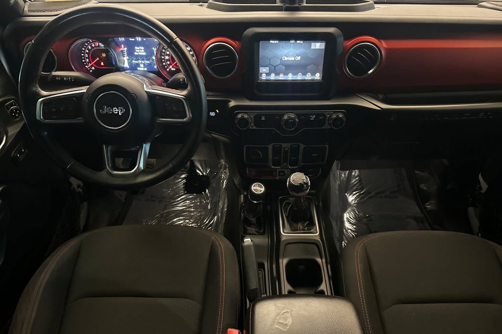 Used 2018 Jeep Wrangler Unlimited Rubicon AWD/4WD image 13