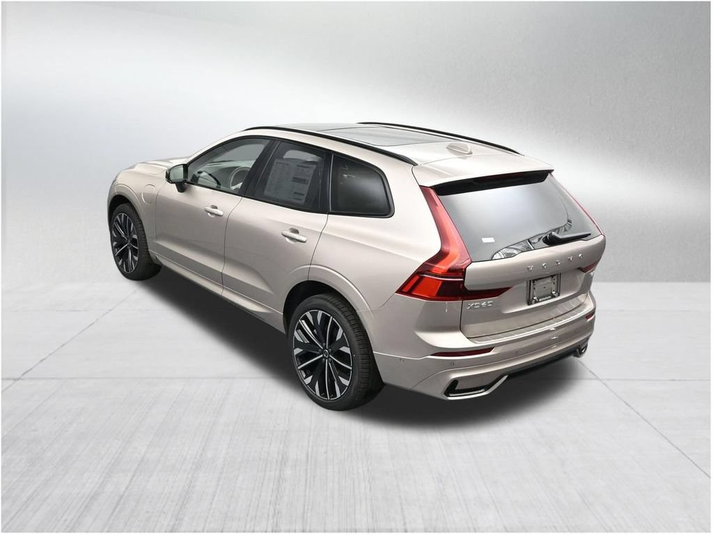 New 2026 Volvo XC60 T8 Ultra w/ Protection Package Premier AWD/4WD image 15