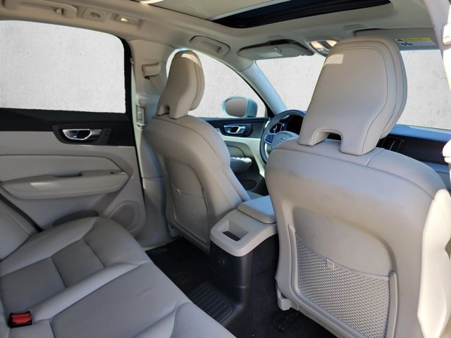 Used 2023 Volvo XC60 T8 Plus w/ Protection Package Premier AWD/4WD image 24