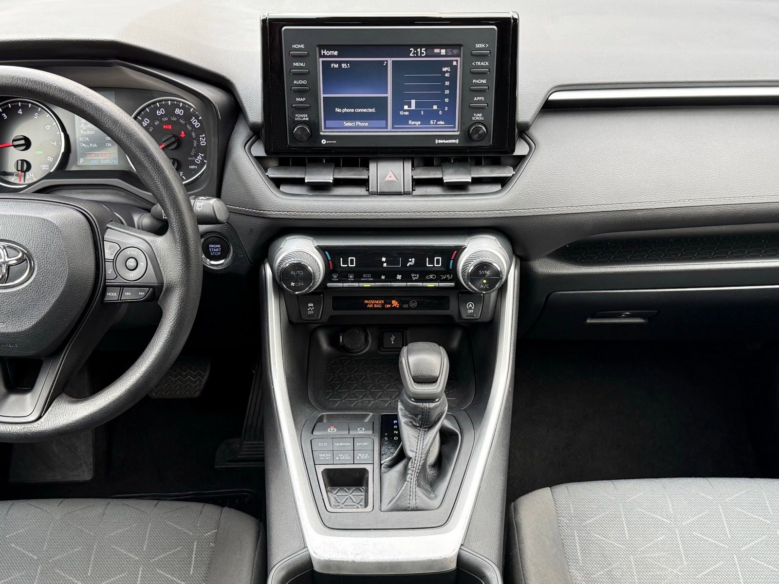 Used 2022 Toyota RAV4 XLE AWD/4WD image 18