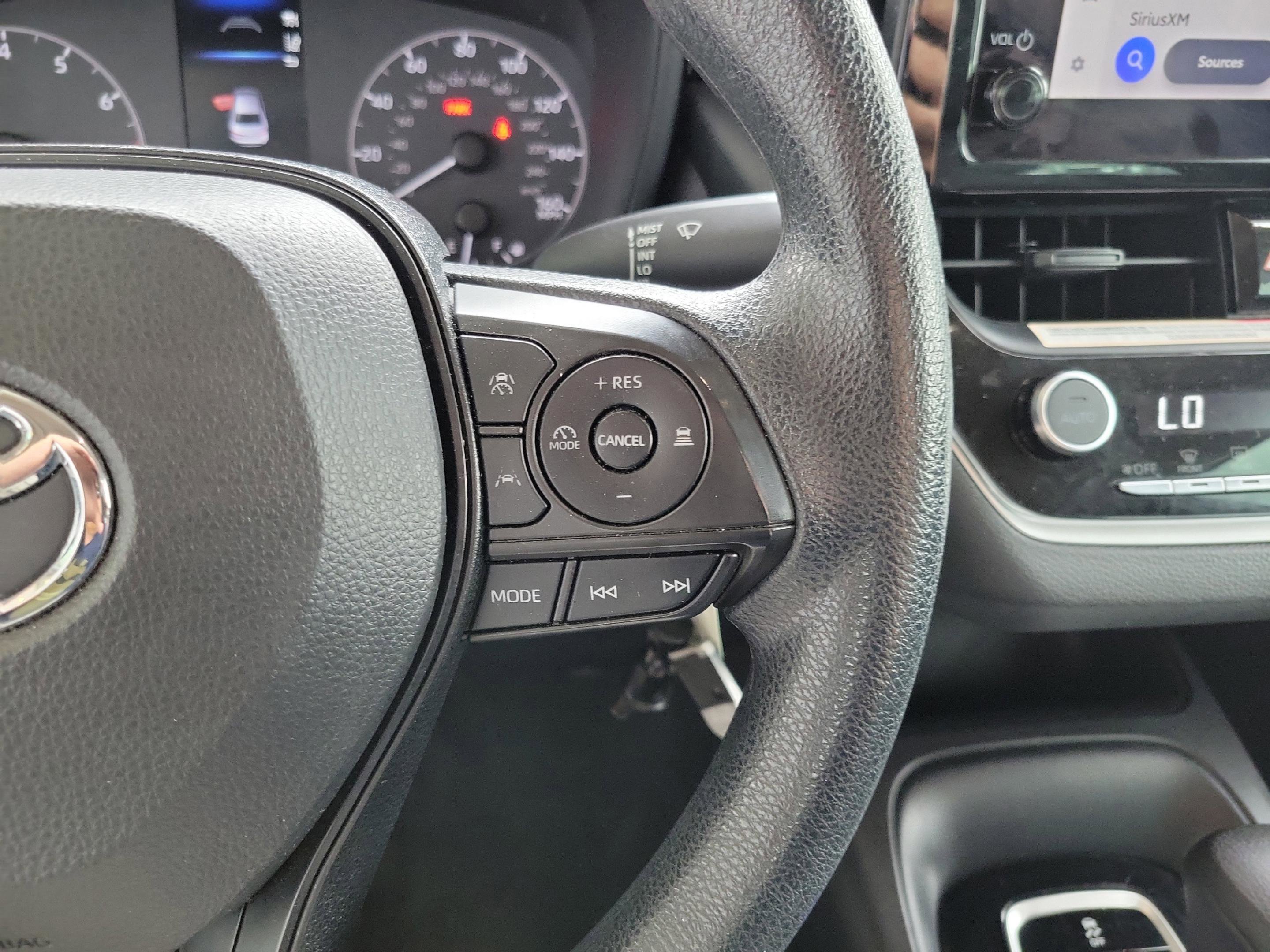 Used 2024 Toyota Corolla LE image 12