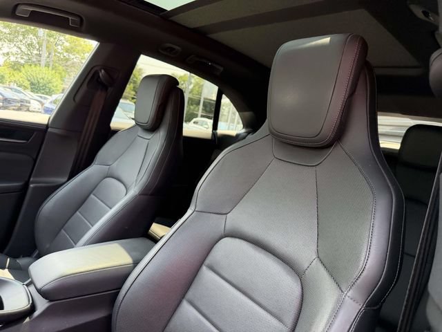 Certified 2024 Porsche Macan 4 Electric AWD/4WD image 14