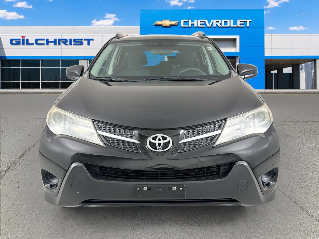 Used 2014 Toyota RAV4 LE FWD image 2