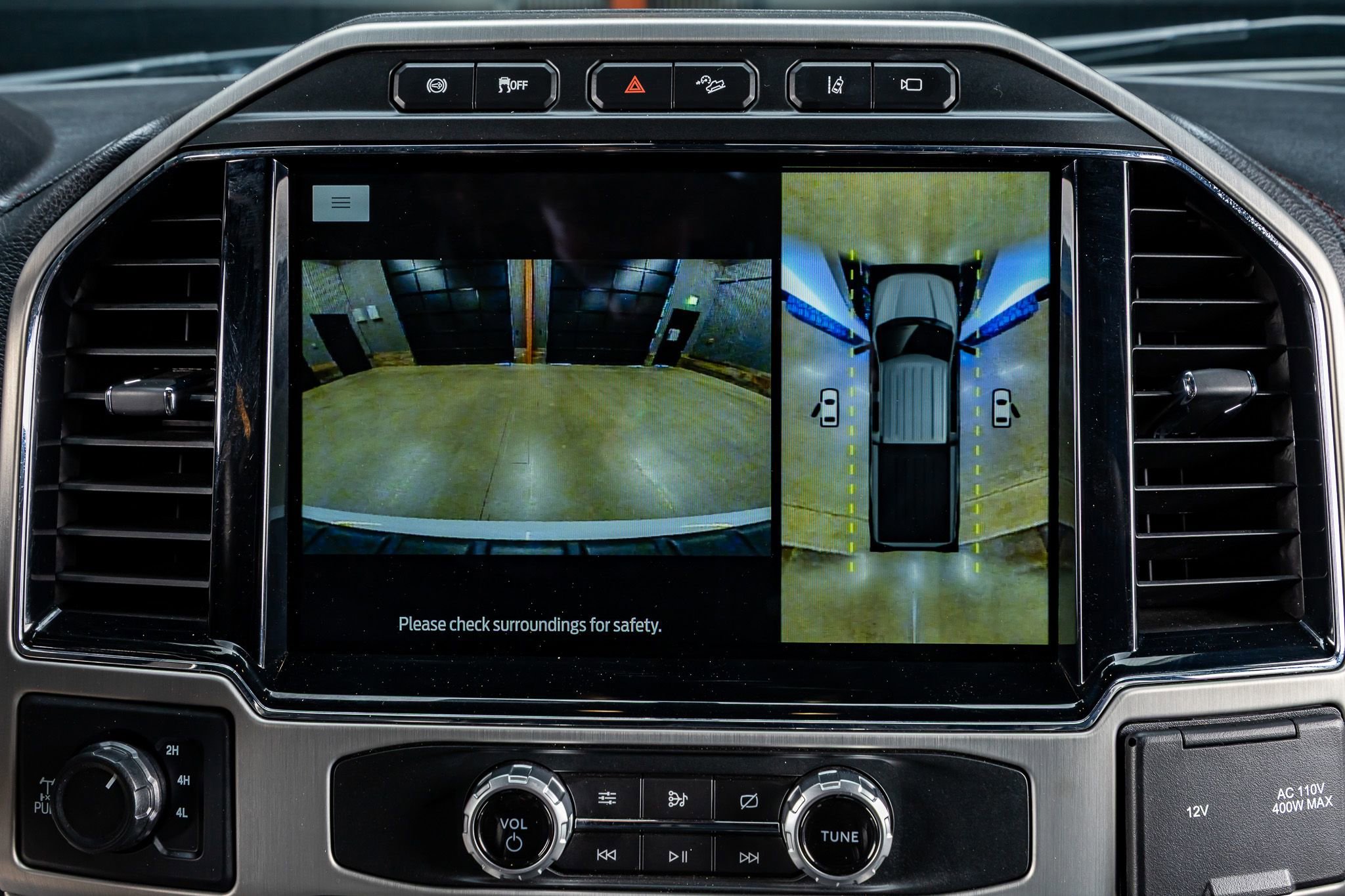 Used 2022 Ford F250 Platinum w/ FX4 Off-Road Package image 27