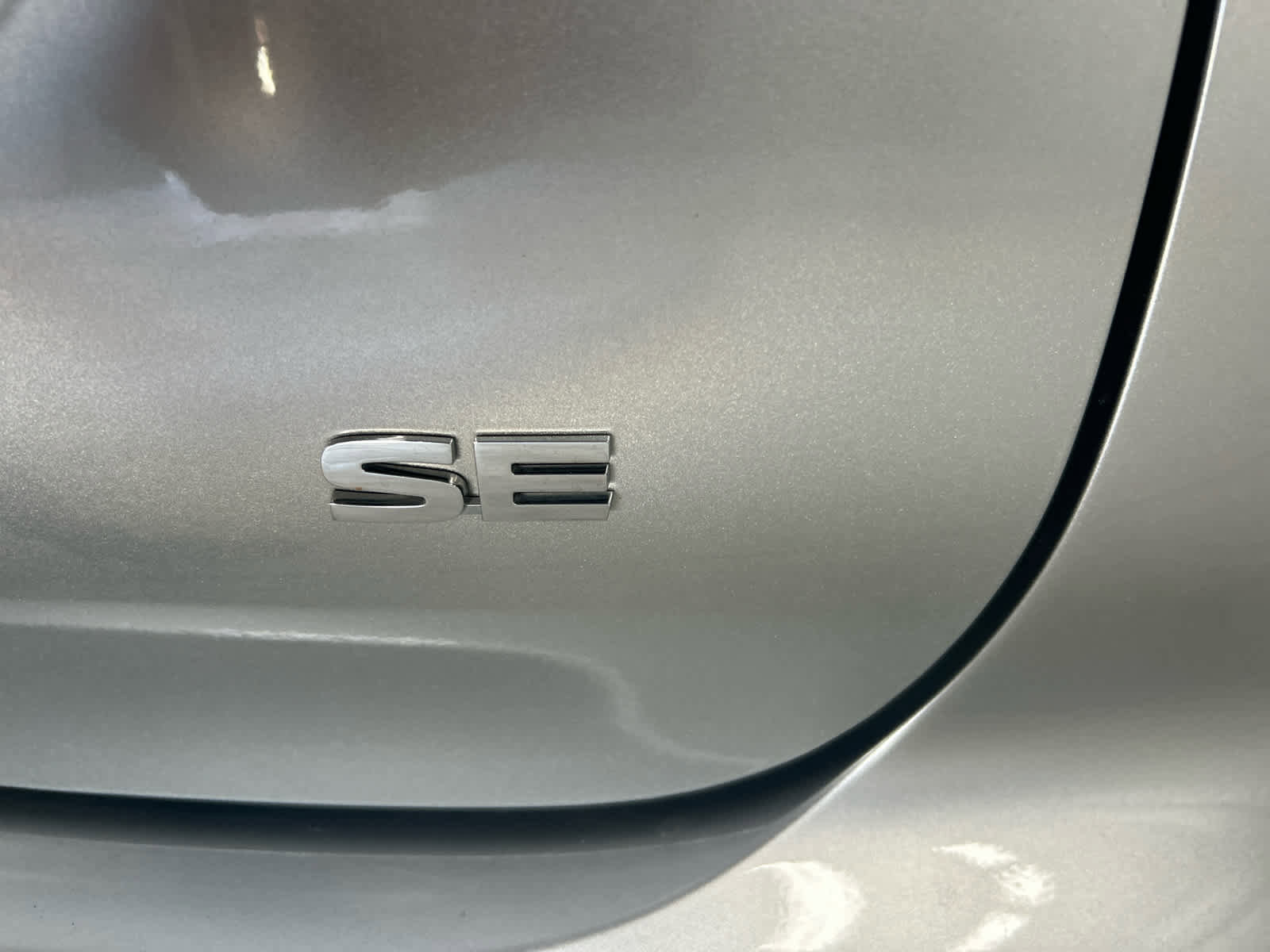 Used 2023 Mitsubishi Outlander SE image 10