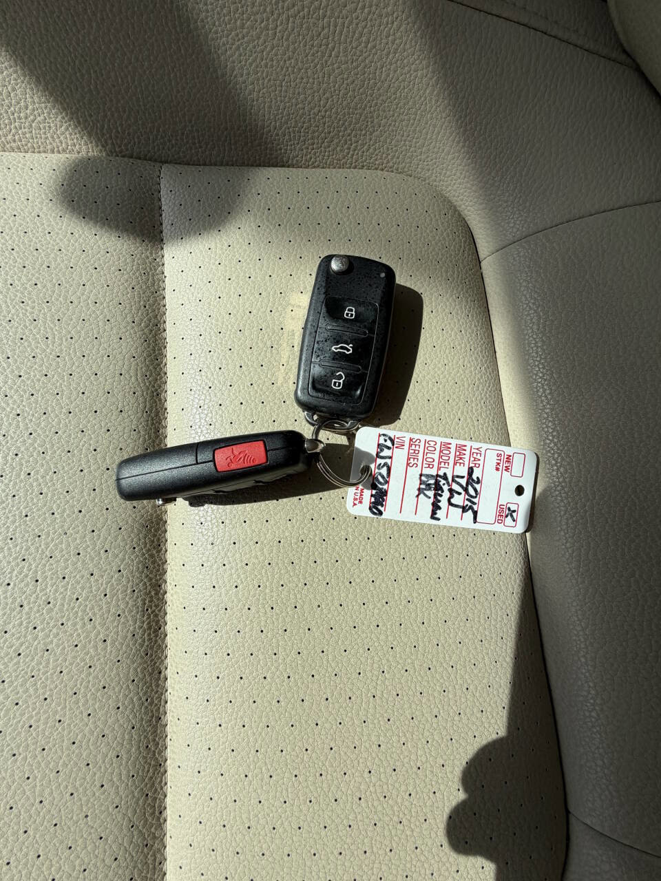 Used 2015 Volkswagen Tiguan SEL image 35