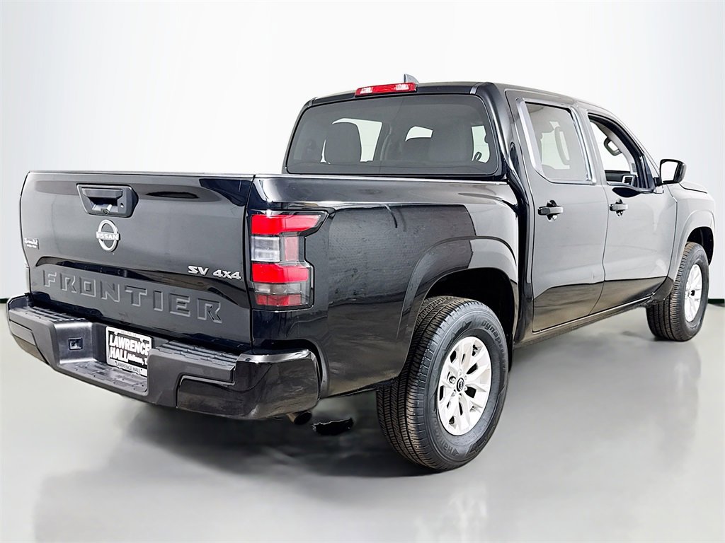 Used 2024 Nissan Frontier SV image 4