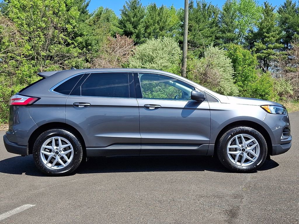 Used 2023 Ford Edge SEL w/ Convenience Package AWD/4WD image 7