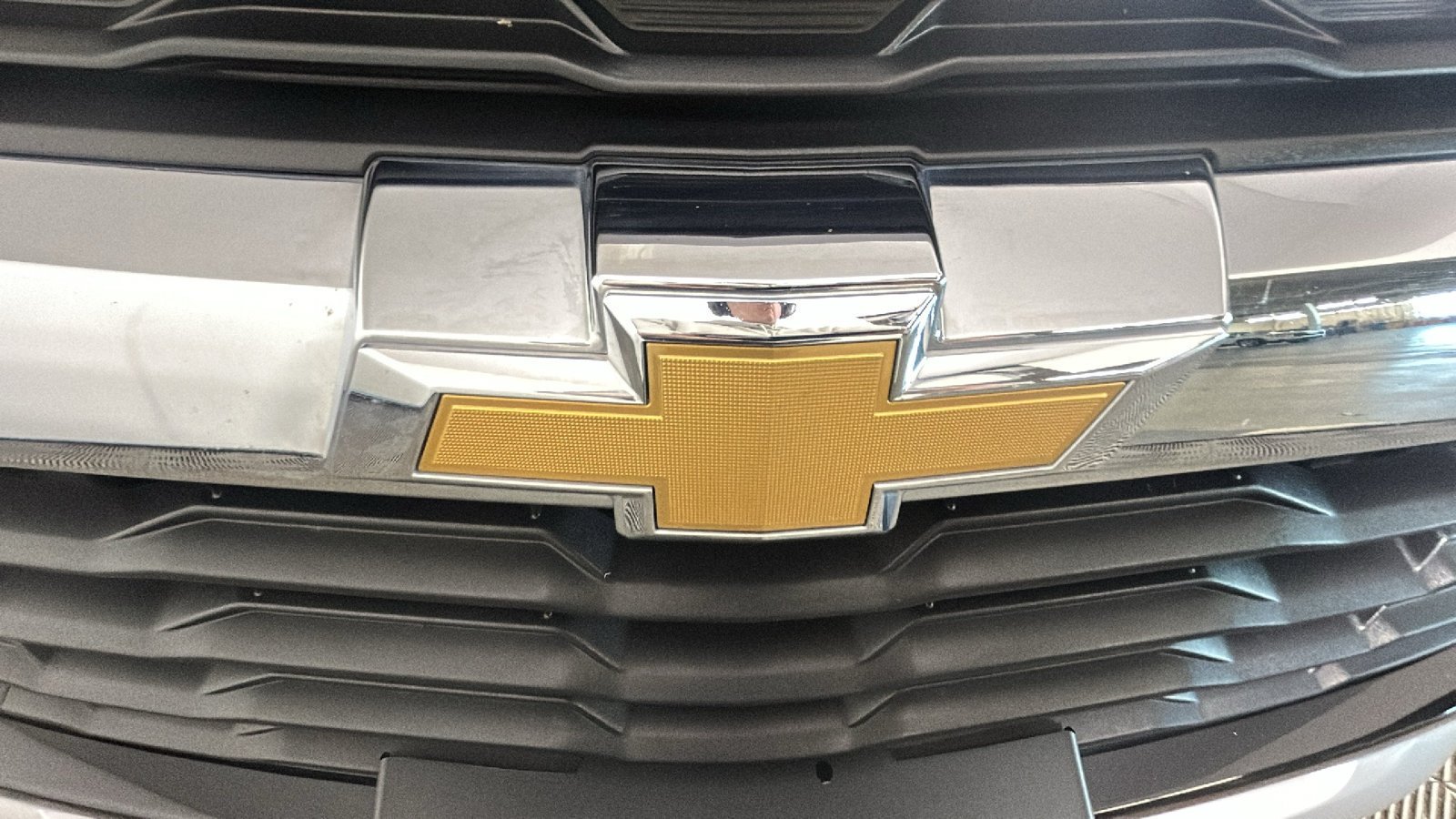 Used 2025 Chevrolet TrailBlazer LT AWD/4WD image 9