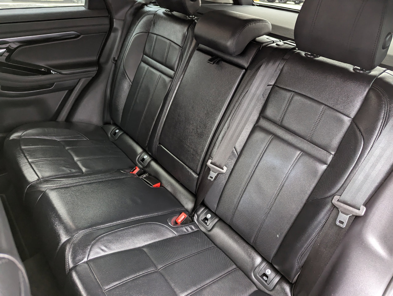 Used 2021 Land Rover Range Rover Evoque S image 41