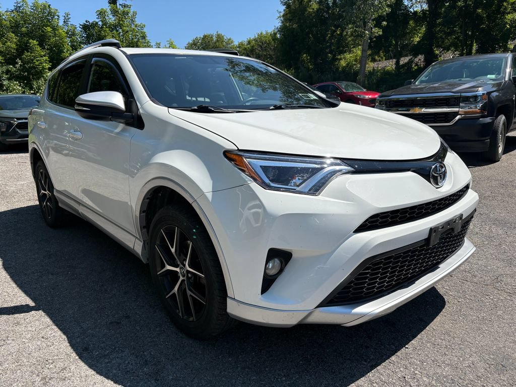 Used 2016 Toyota RAV4 SE AWD/4WD image 1