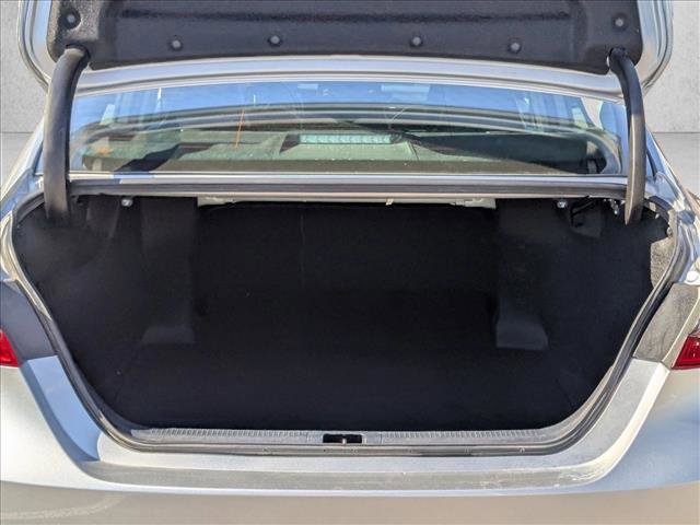 Used 2023 Toyota Camry SE image 6