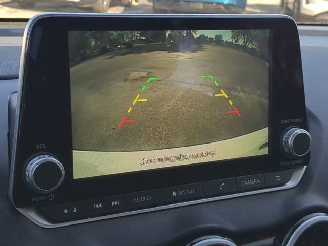 Used 2025 Nissan Sentra SV FWD image 18