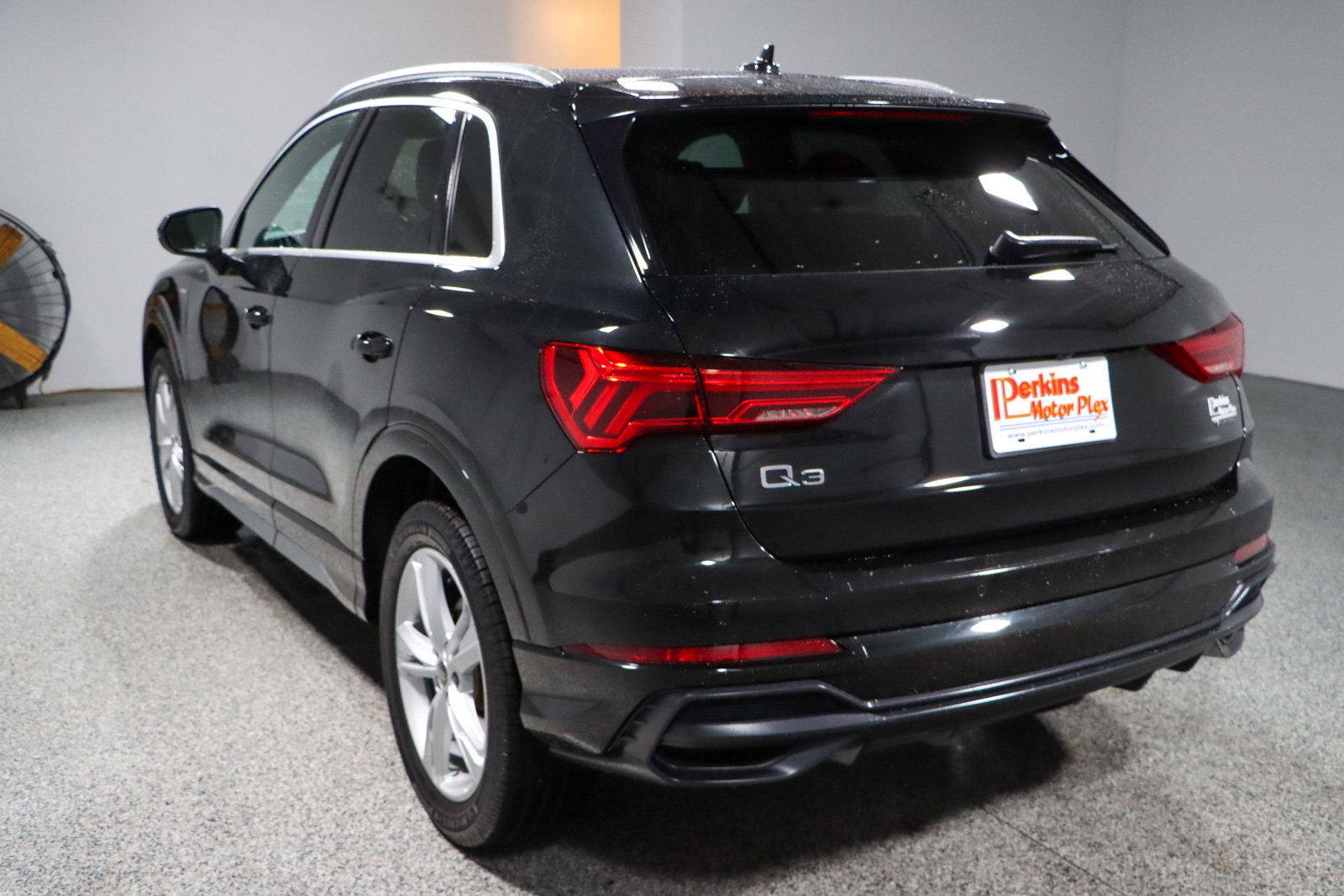 Used 2022 Audi Q3 2.0T Premium Plus w/ Premium Plus Package image 9