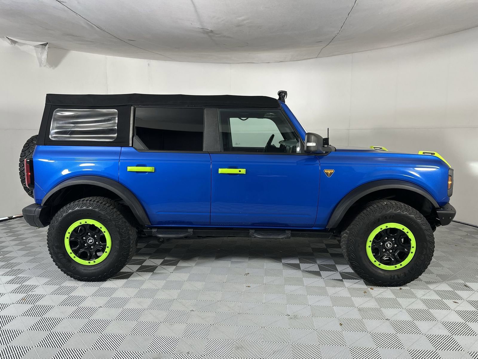 Used 2022 Ford Bronco Badlands AWD/4WD image 9