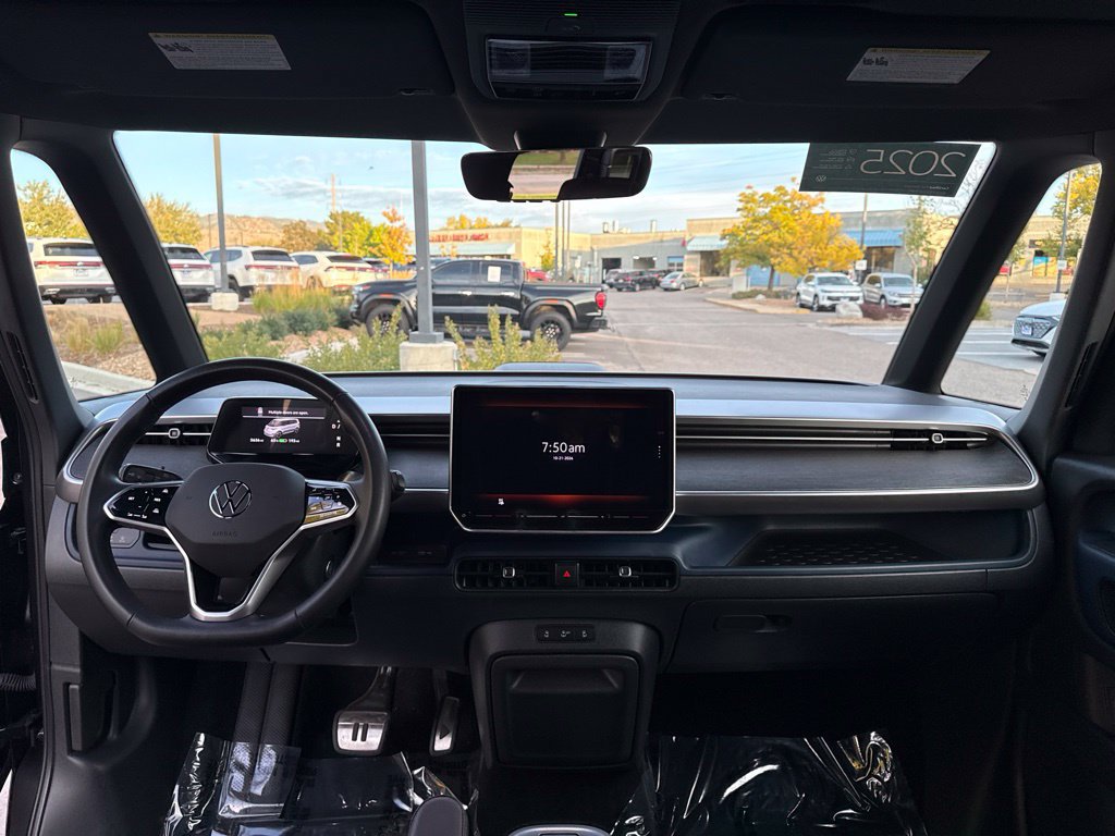 Certified 2025 Volkswagen ID. Buzz Pro S Plus AWD/4WD image 13