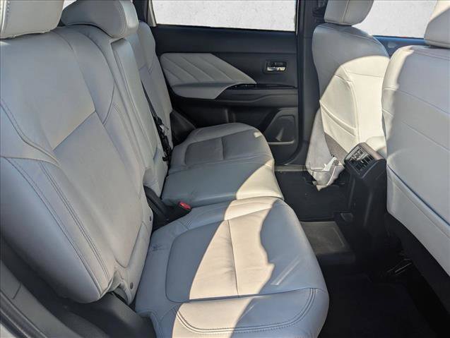 Used 2022 Mitsubishi Outlander SEL image 19