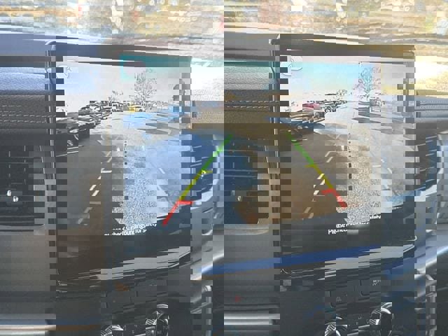 Used 2023 Ford Expedition Max XLT image 33